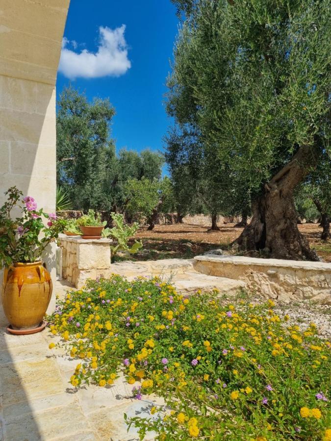 Trulli Di Spinaruta Panzió Grottaglie Kültér fotó