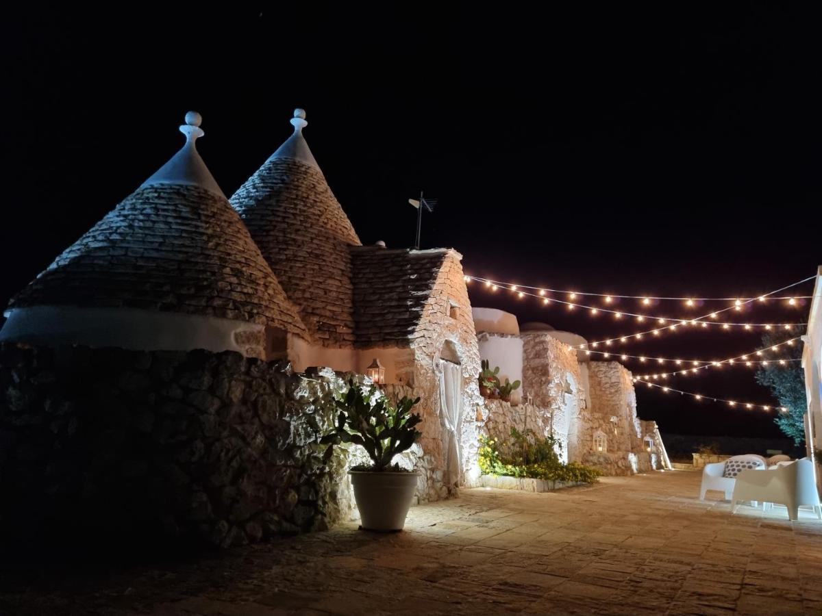Trulli Di Spinaruta Panzió Grottaglie Kültér fotó