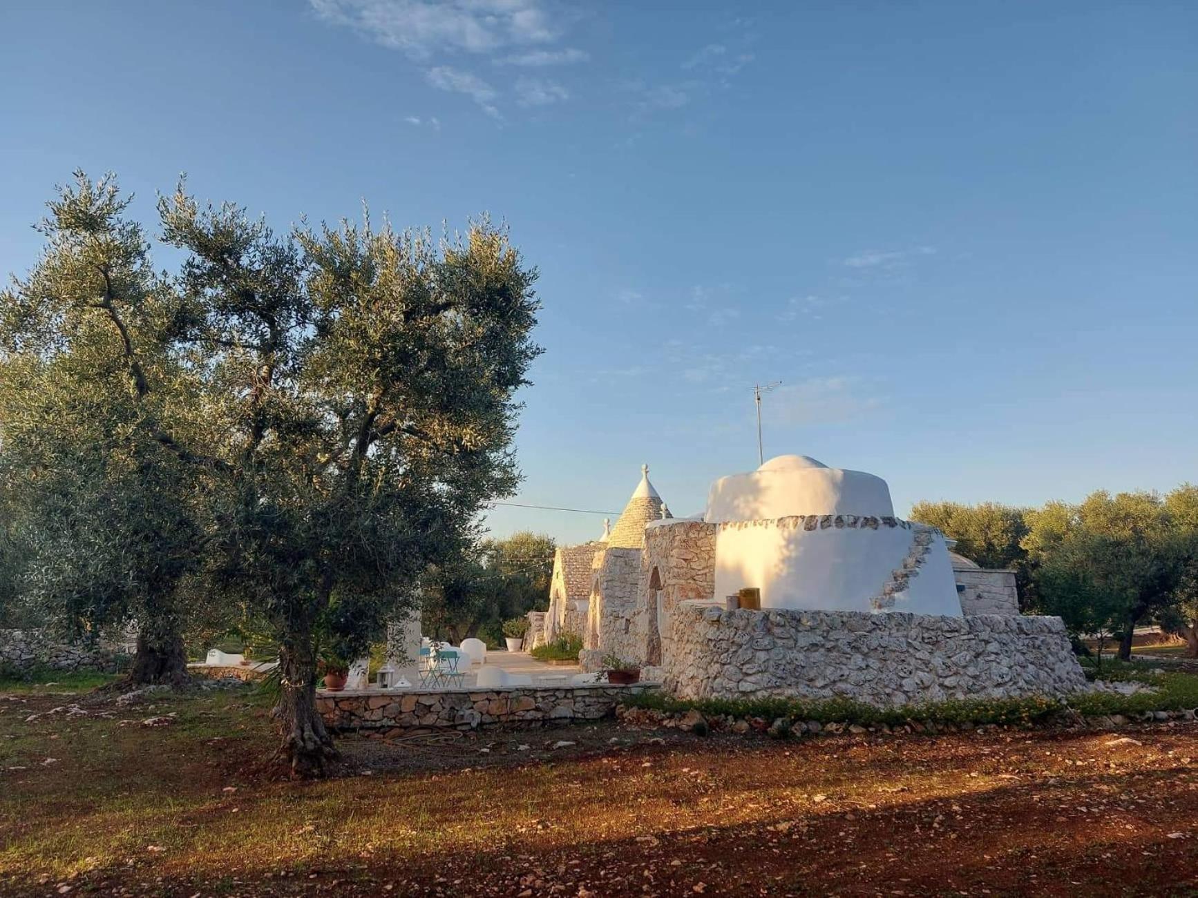 Trulli Di Spinaruta Panzió Grottaglie Kültér fotó
