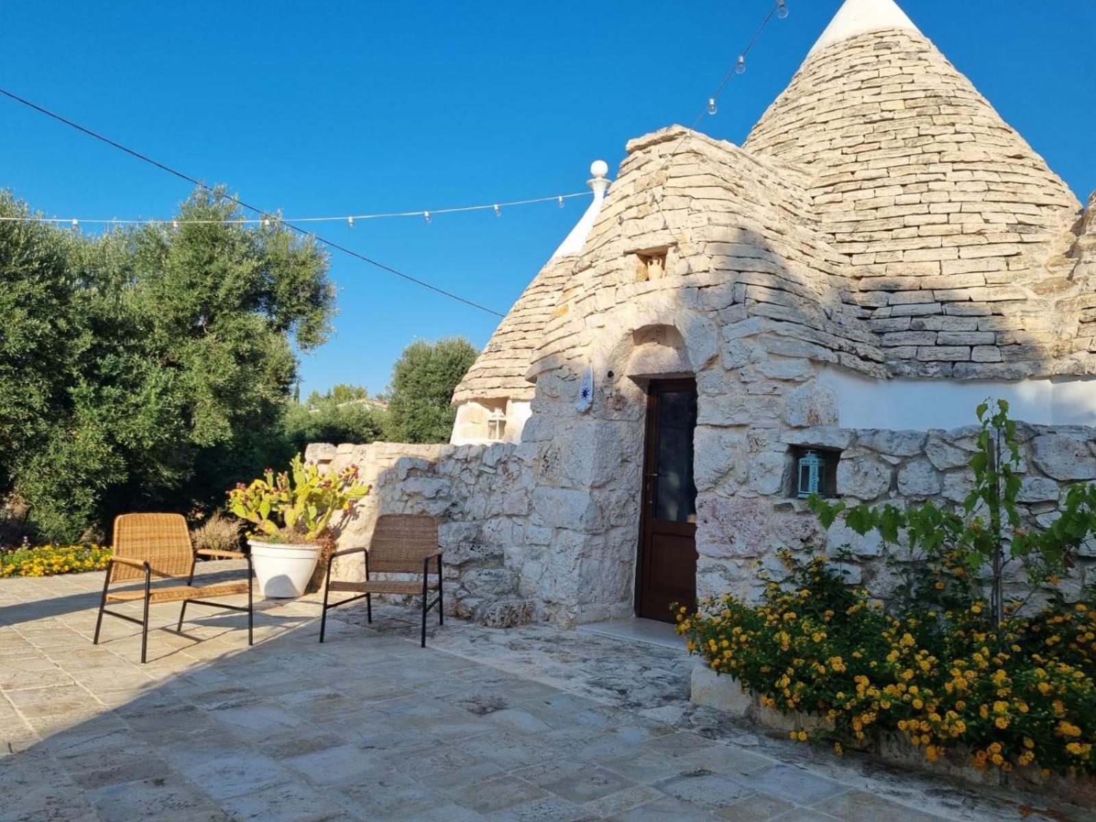 Trulli Di Spinaruta Panzió Grottaglie Kültér fotó